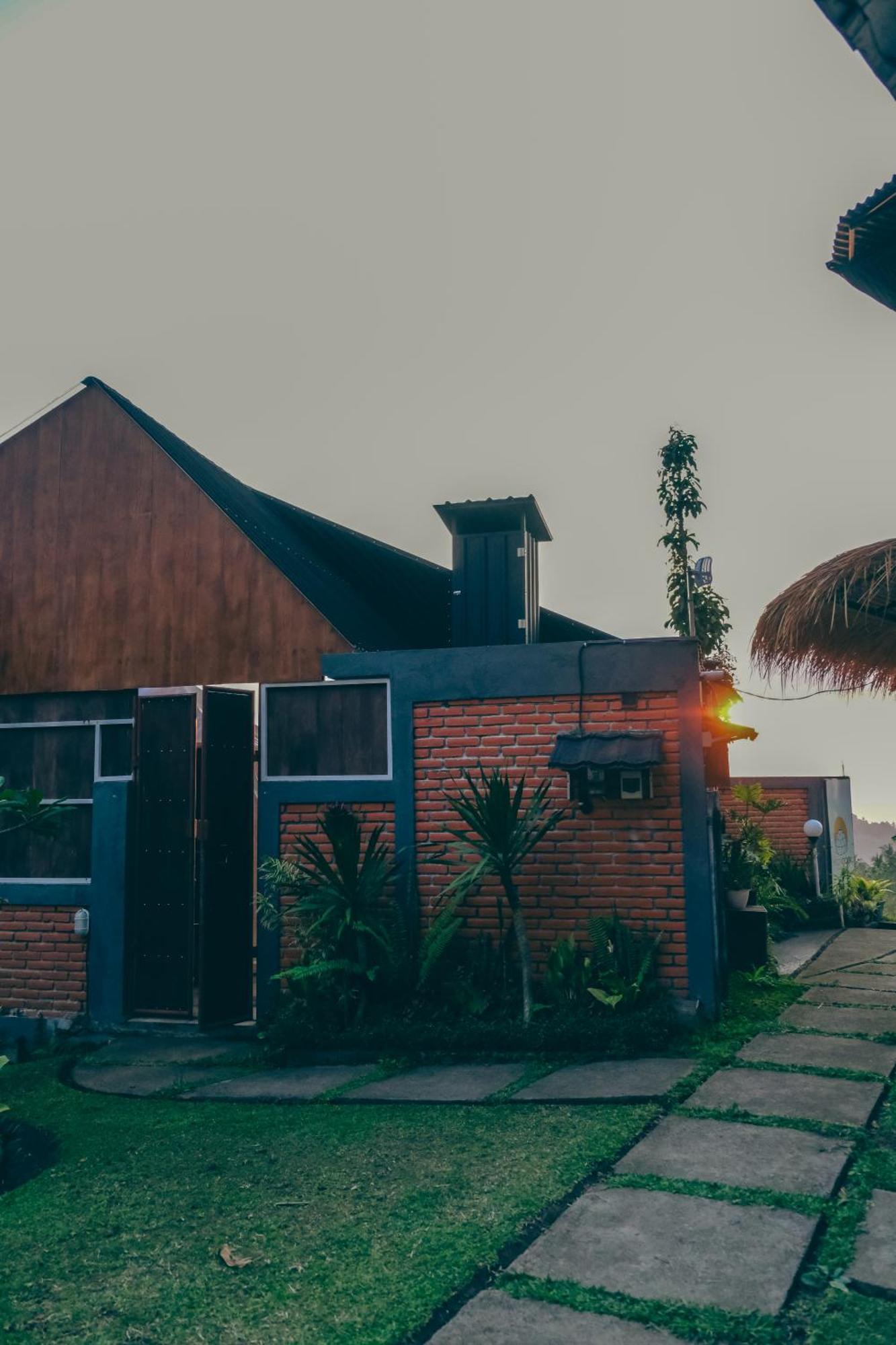 Moondock Luxury Camp Hotel Munduk  Exterior photo